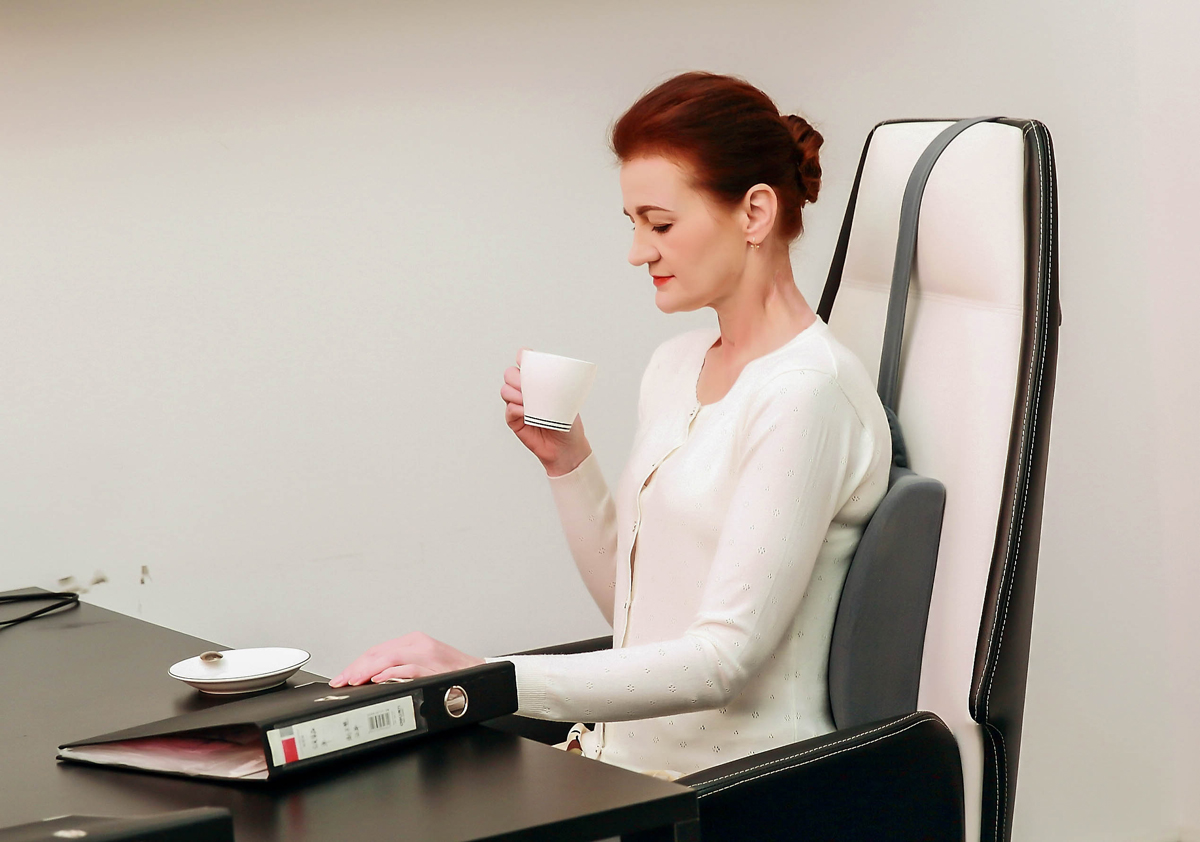 SU-3200 Lumbar Support Back Cushion, Lower Back Pain Relief, Weight Balancer for Easy Height Adjustment, Soothes Back Pressure & Relieves Lower Back Pain, Ideal Back Pillow for Computer / Office Chair - Image 4